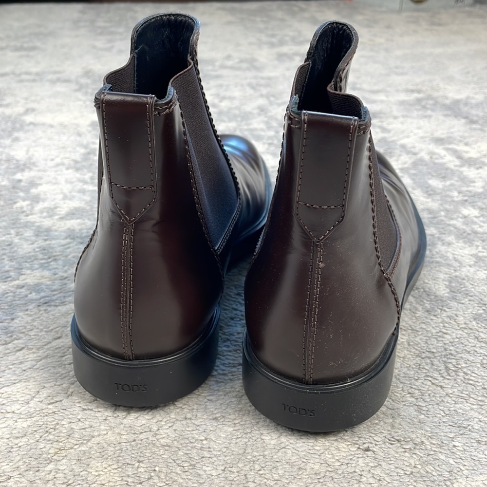 Tods Chelsea Boots Dark Brown Glossy Smooth Leather Shoes US 7.5 - Picture 4 of 13